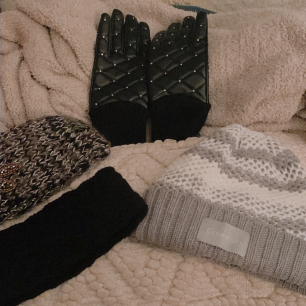Cold accessories bought in Forever21, Burlington and Marshalls. (BUNDLE)